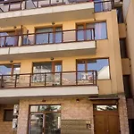 Gem 2bd Flat With Sunny Balcony By Flat Mаnager *