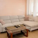 Gem 2bd Flat With Sunny Balcony By Flat Mаnager דירה *