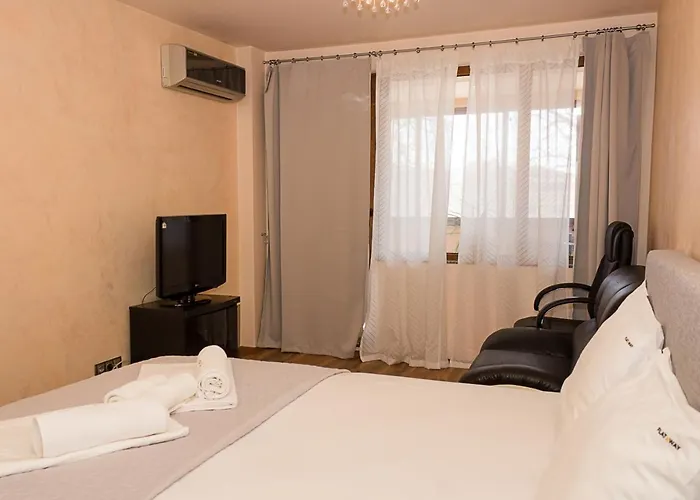 Gem 2bd Flat With Sunny Balcony By Flat Mаnager *