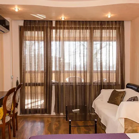 アパート Gem 2bd Flat With Sunny Balcony By Flat Mаnager *