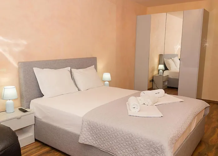 Apartment Gem 2bd Flat With Sunny Balcony By Flat Mаnager Warna